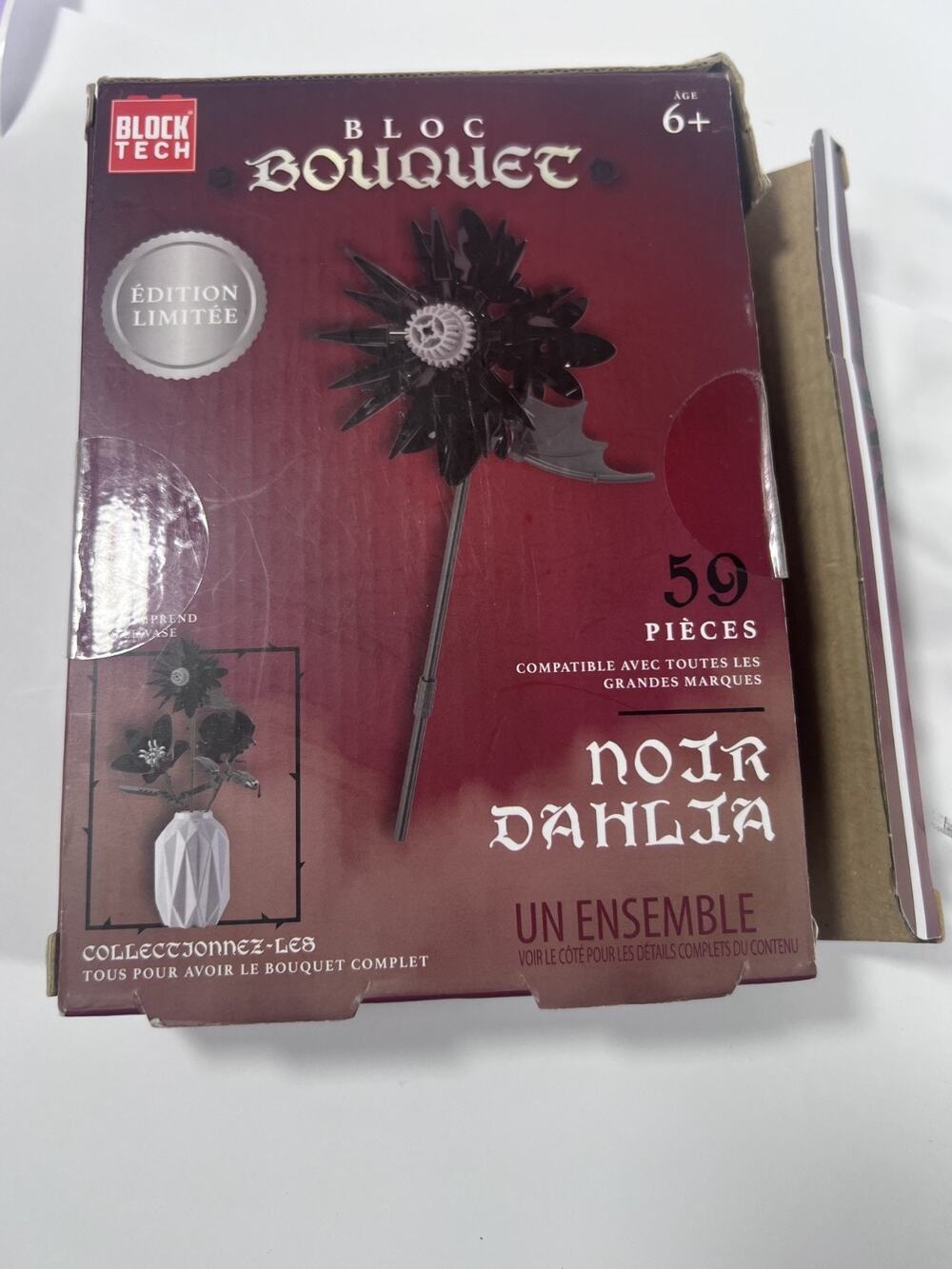 Block Tech Bouquet Black Dahlia Flower Building Set 59 Pieces Limited Edition